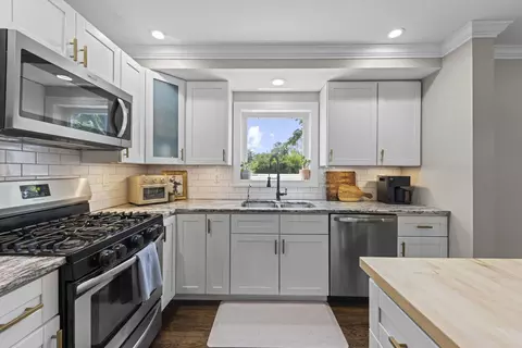 26 W079 Thomas Rd, Wheaton, IL 60187 photo 10