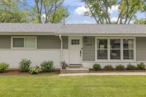 26 W079 Thomas Rd, Wheaton, IL 60187 photo 2