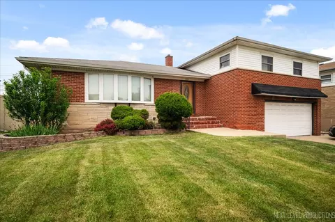 1207 Norwood St, Melrose Park, IL 60160