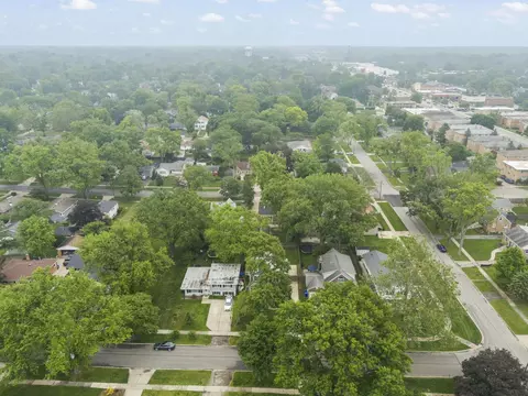 View/Area - 523 Kipling Ct, Wheaton, IL 60187 photo 2 of 4
