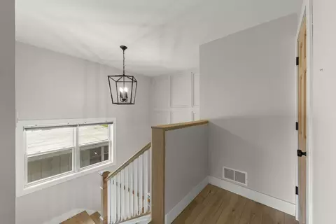 Entry Way - 523 Kipling Ct, Wheaton, IL 60187 photo 4 of 4