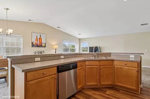 Kitchen - 5113 Williston Ct #0, Plainfield, IL 60586 photo 3 of 3