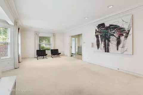 Living - 822 Clinton Pl, Evanston, IL 60201 photo 1 of 3