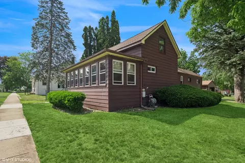 493 Exchange St E, Sycamore, IL 60178