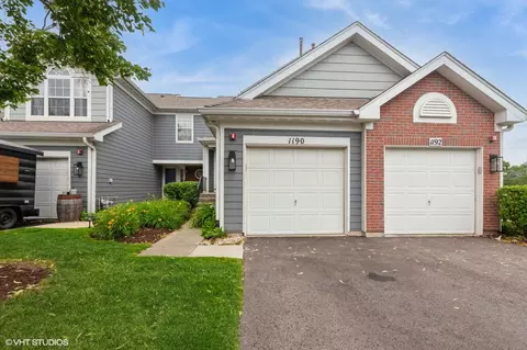 1190 Harbor Ct #1190, Glendale Heights, IL 60139
