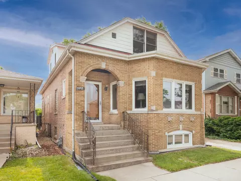 2435 Davisson St, River Grove, IL 60171