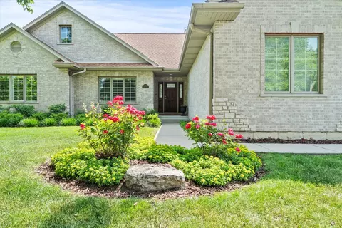 12203 Walker Rd, Lemont, IL 60439 photo 5