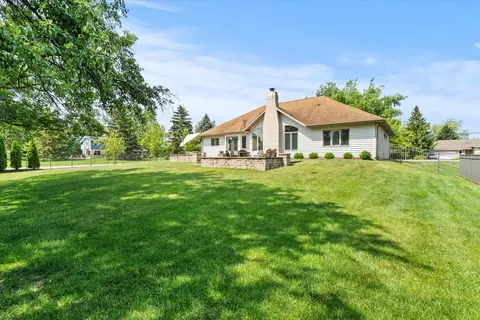 12203 Walker Rd, Lemont, IL 60439 photo 9