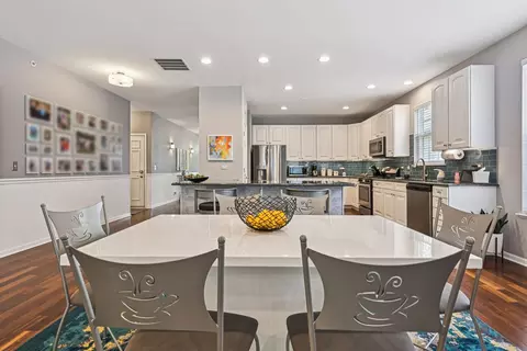 Dining - 1845 Avon Dr, Hoffman Estates, IL 60192 photo 1 of 6