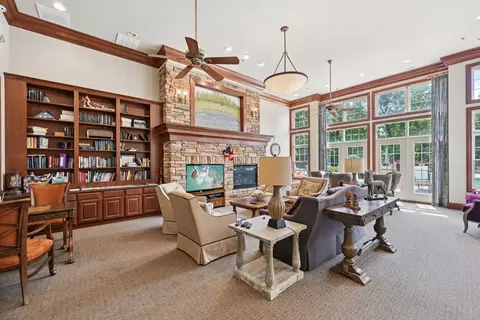 View/Area - 1845 Avon Dr, Hoffman Estates, IL 60192 photo 1 of 3