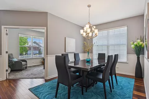 Dining - 1845 Avon Dr, Hoffman Estates, IL 60192 photo 4 of 6