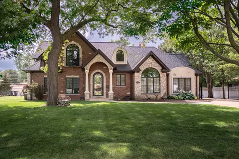 850 S 10th Ave, La Grange, IL 60525