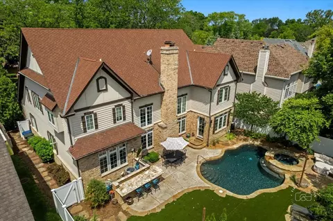 640 S Wright St, Naperville, IL 60540 photo 3