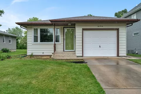 206 Morris St, Joliet, IL 60436