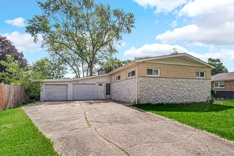 14627 State St, Dolton, IL 60419