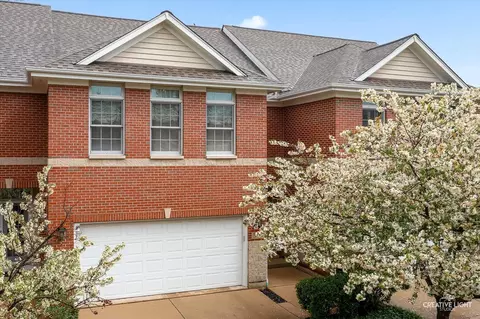 505 Linden Ct #505, Geneva, IL 60134