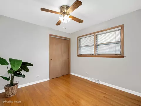 4220 Maple Ave, Brookfield, IL 60513 photo 10