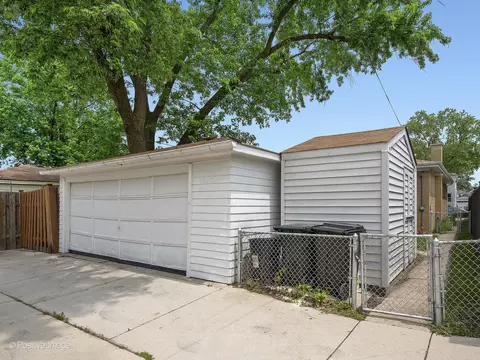 4220 Maple Ave, Brookfield, IL 60513 photo 22