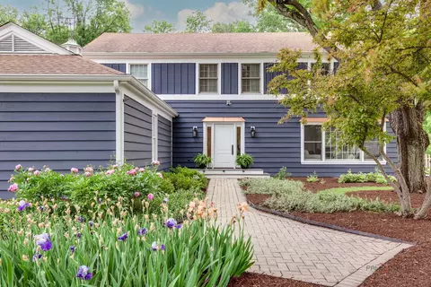 1819 Farm Rd, Lake Forest, IL 60045