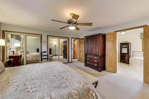 6448 Cambridge Rd, Willowbrook, IL 60527 photo 23