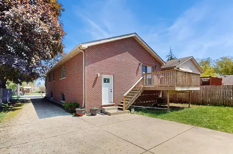 Exterior - 1544 N Wolf Rd, Berkeley, IL 60163 photo 6 of 6