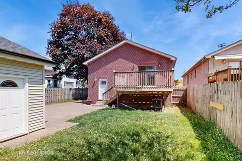 Exterior - 1544 N Wolf Rd, Berkeley, IL 60163 photo 5 of 6