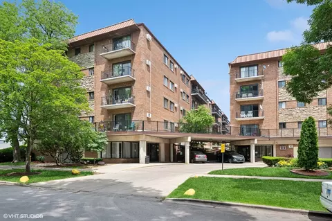 2333 N Neva Ave #114C, Chicago, IL 60707