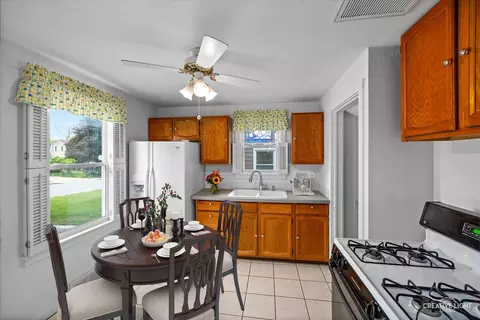 1165 Morton Ave, Elgin, IL 60120 photo 6