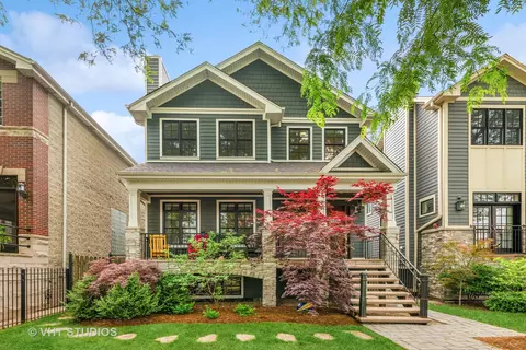 3526 N Hamilton Ave, Chicago, IL 60618