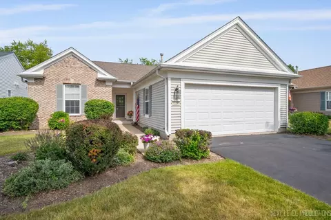 11298 Maplewood Ave, Huntley, IL 60142