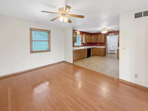 Living - 100 Adams St, Ridott, IL 61067 photo 3 of 6