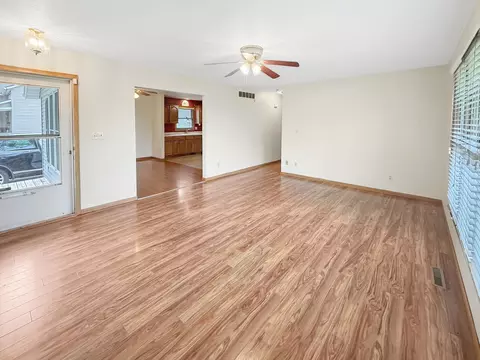 Living - 100 Adams St, Ridott, IL 61067 photo 2 of 6