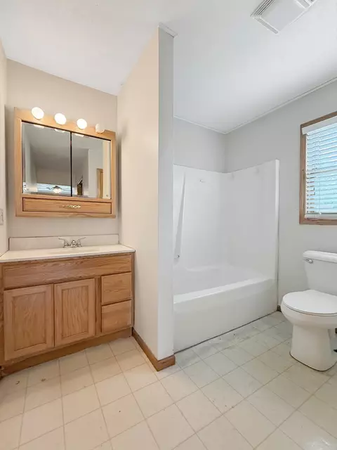 Bath - 100 Adams St, Ridott, IL 61067 photo 2 of 2