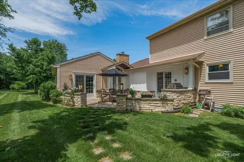 635 Sylvan Pl, Batavia, IL 60510