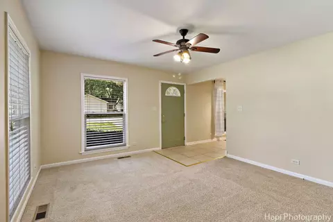 Living - 4717 Prairie Ave, Mchenry, IL 60050 photo 2 of 2