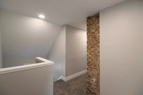 Entry Way - Undisclosed, Kankakee, IL 60901 photo 2 of 2