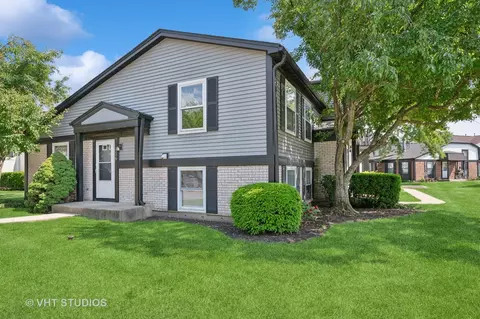 456 Inverrary Ln, Deerfield, IL 60015