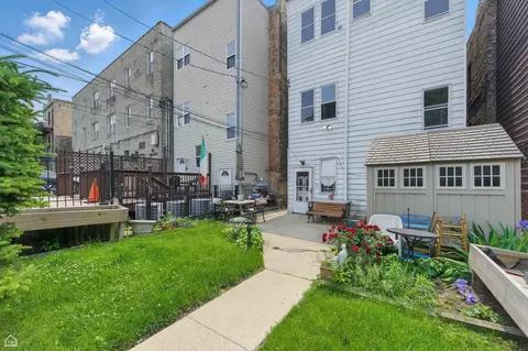 Exterior - 1448 W Taylor St, Chicago, IL 60607 photo 4 of 4