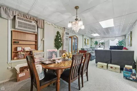 Dining - 1448 W Taylor St, Chicago, IL 60607 photo 1 of 3