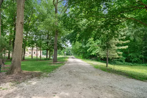 4006 E 1950th Rd, Sheridan, IL 60551