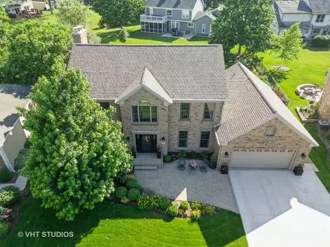 33 Citation Cir, Wheaton, IL 60189 photo 45