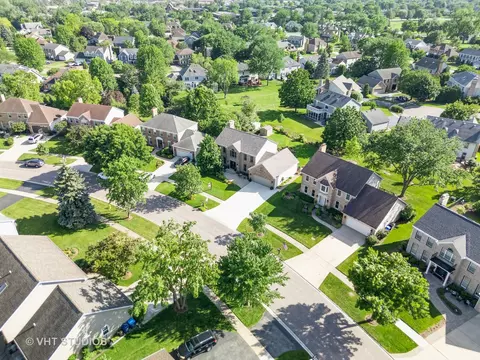 33 Citation Cir, Wheaton, IL 60189 photo 54