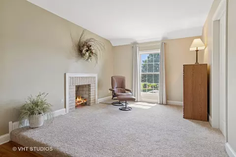 33 Citation Cir, Wheaton, IL 60189 photo 19
