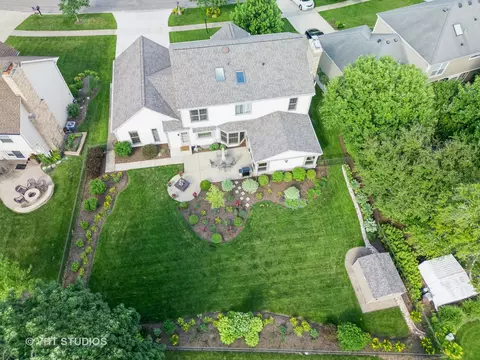 33 Citation Cir, Wheaton, IL 60189 photo 49