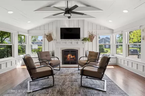33 Citation Cir, Wheaton, IL 60189 photo 15