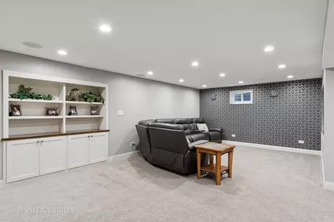 33 Citation Cir, Wheaton, IL 60189 photo 28