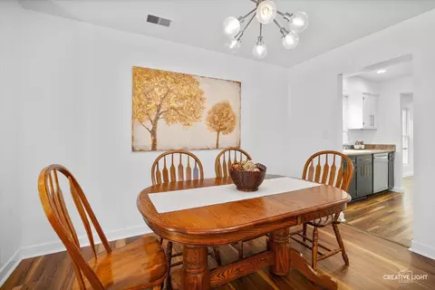 521 S Blanchard St, Wheaton, IL 60187 photo 6