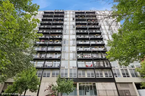 450 W Briar Pl #12M, Chicago, IL 60657