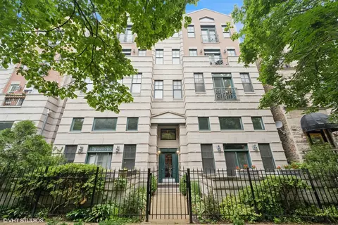 856 W Buckingham Pl #3NW, Chicago, IL 60657