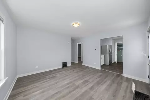 Living - 684 Cooper Ave, Elgin, IL 60120 photo 4 of 6